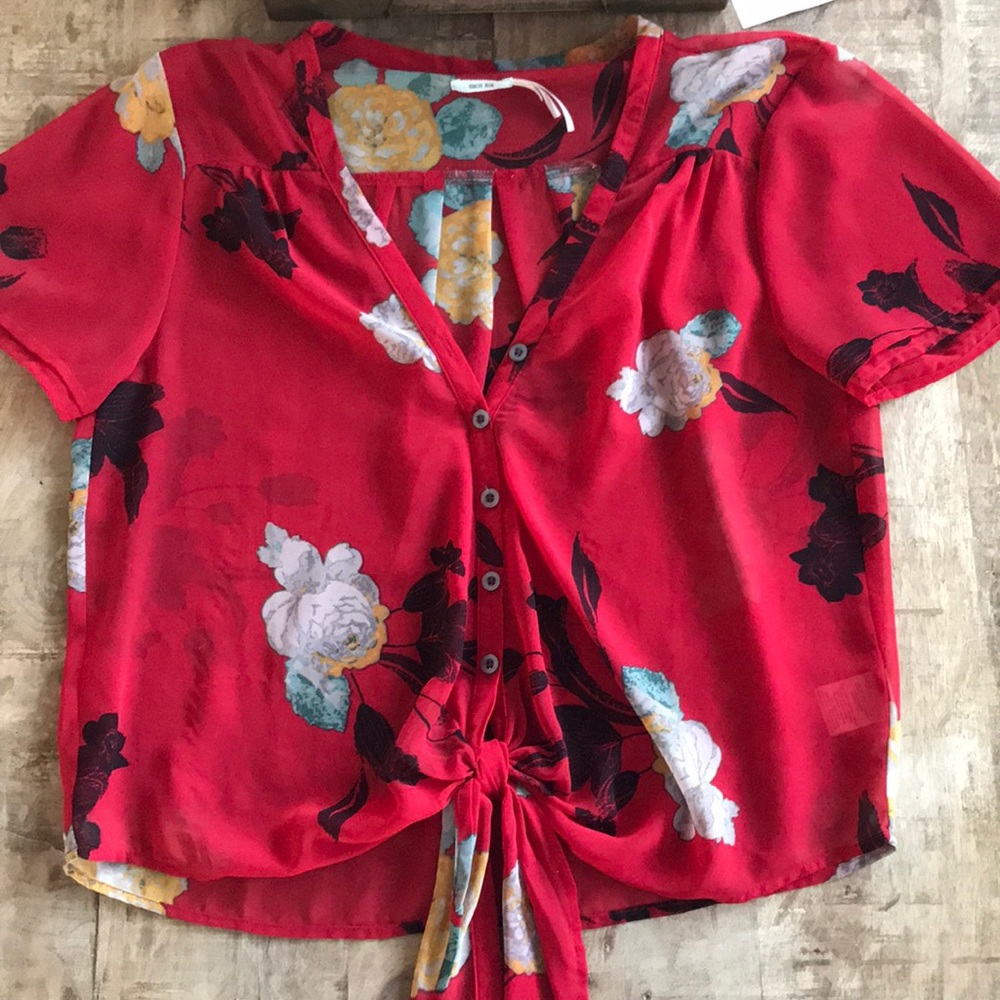 Sheer top with floral print!